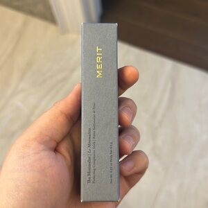 Merit The Minimalist Perfecting Complexion Foundation and
Concealer Stick